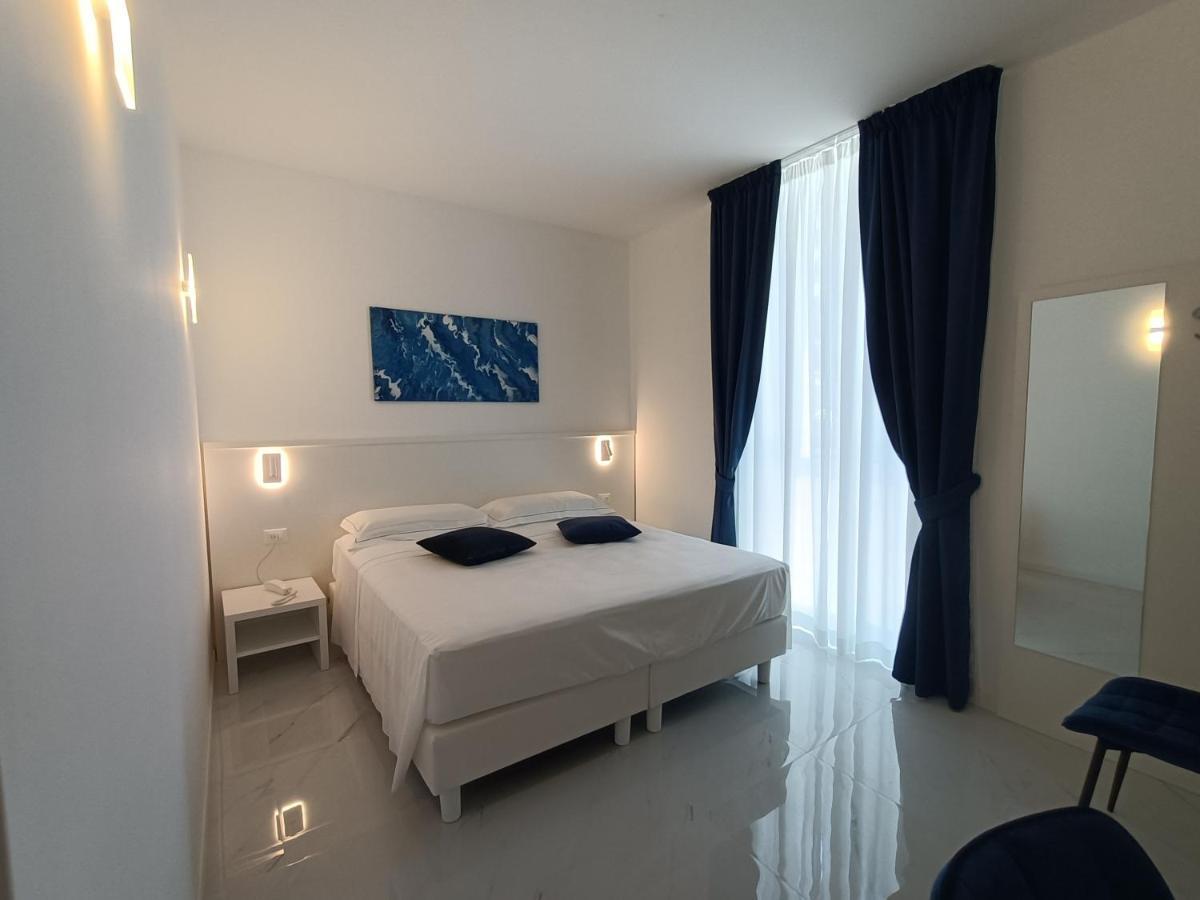 Hotel Smart Cruise Civitavecchia Extérieur photo