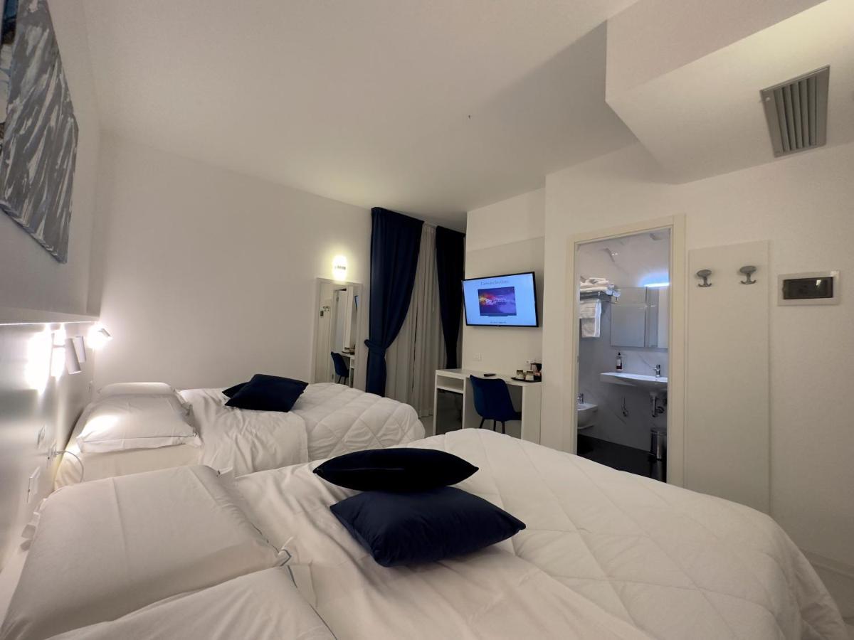Hotel Smart Cruise Civitavecchia Extérieur photo