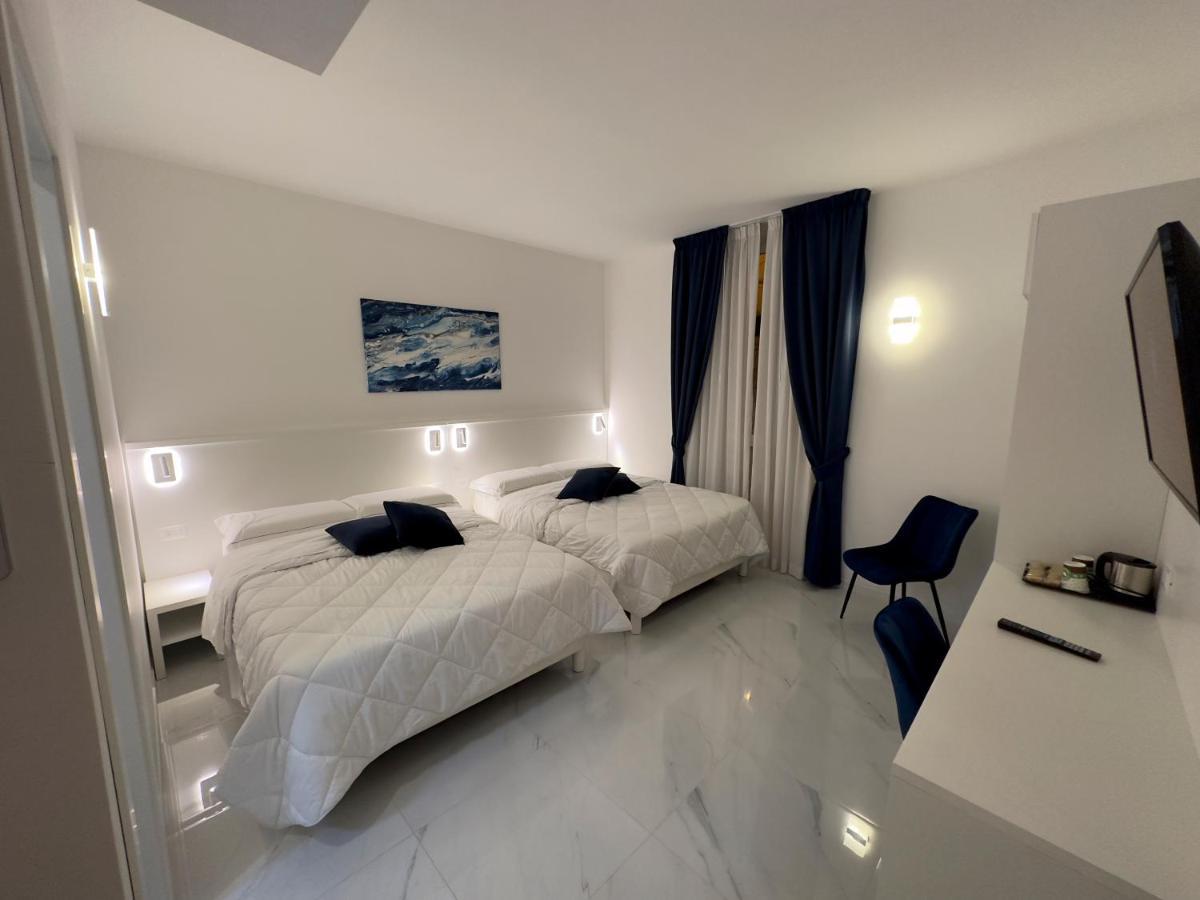 Hotel Smart Cruise Civitavecchia Extérieur photo